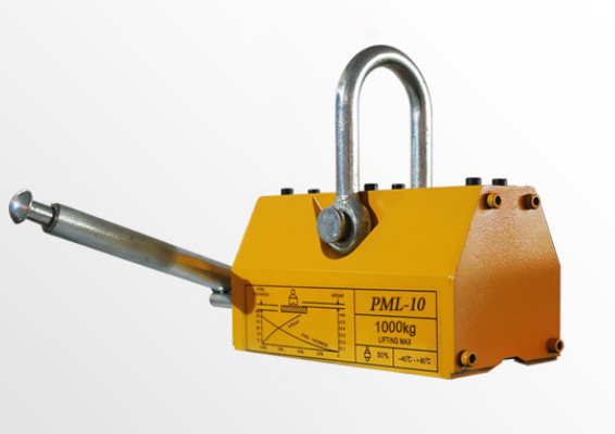 永磁吸盤用于集裝箱船制造鋼板的吊運