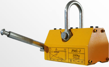 永磁起重器搬運(yùn)造船鋼板